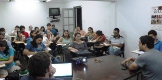 Charla para los postulantes a Becas EVC Charla para los postulantes a Becas EVC