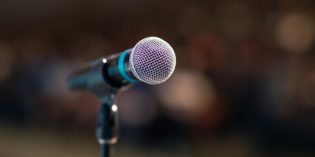 Oratoria y comunicación: un modo de aprendizaje para tomar la palabra