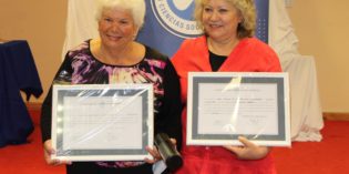 Acto por las Profesoras Eméritas Graciela de Haro y Carmen Santander Acto por las Profesoras Eméritas Graciela de Haro y Carmen Santander