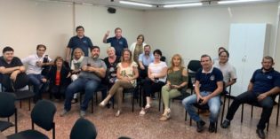 Reunión de trabajo en la FHyCS-UNaM Reunión de trabajo en la FHyCS-UNaM